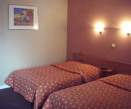 Hotel Paris-nice 2*