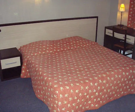 Paris-nice Hotel 2*